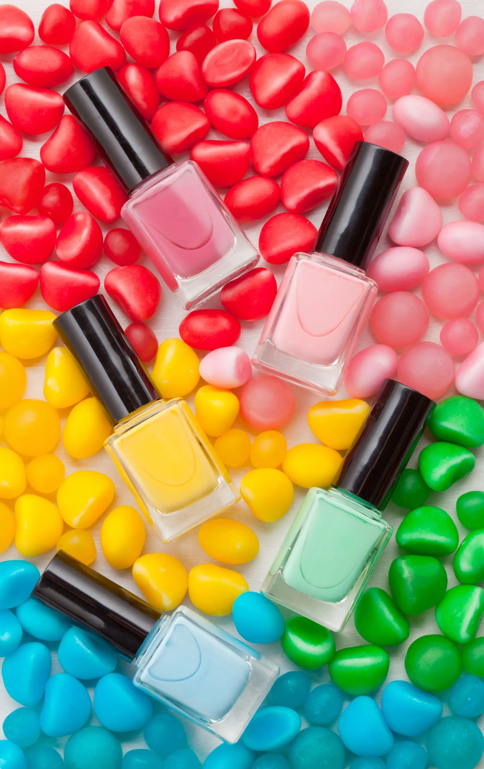 Esmaltes de uñas en Noestyle Baeza: cinco tonos pastel
